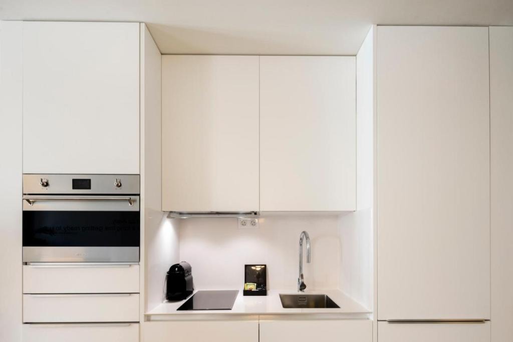 Chiado Square Apartments | Lisbon Best Apartments