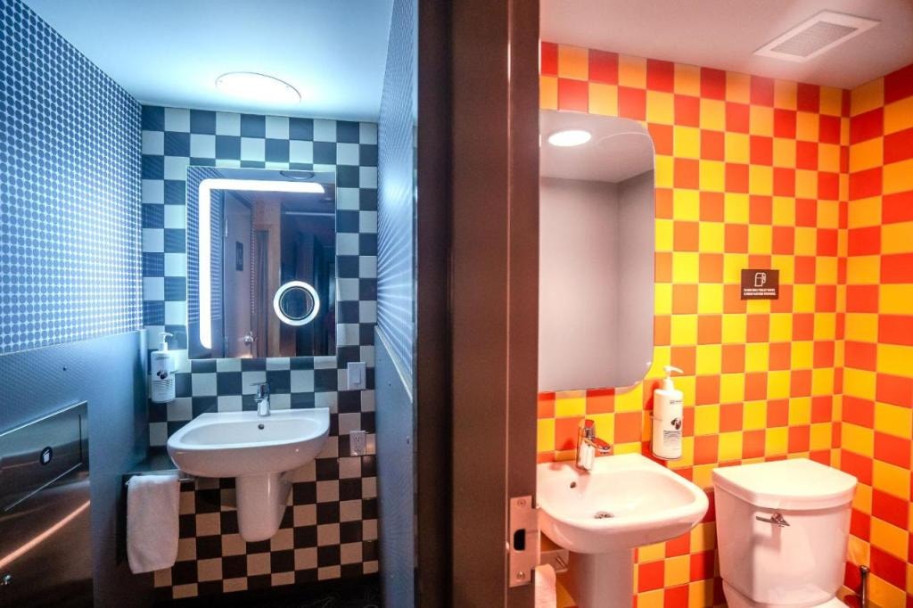 Pangea Pod Hotel