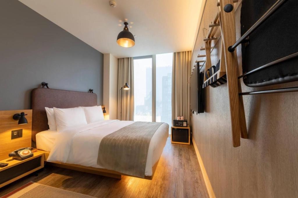 MOXY Osaka Honmachi by Marriott