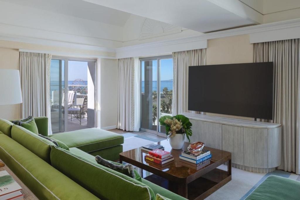 Regent Santa Monica Beach by IHG