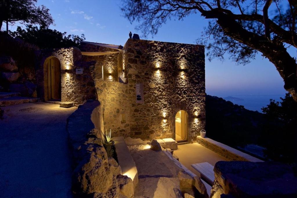MELANOPETRA boutique apartments