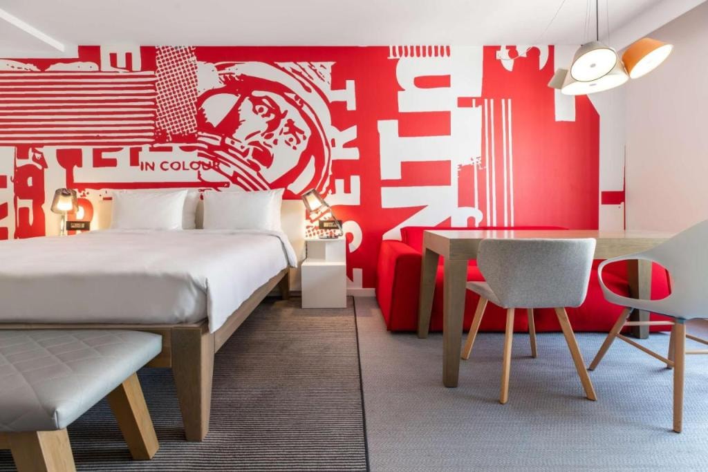Radisson RED Brussels