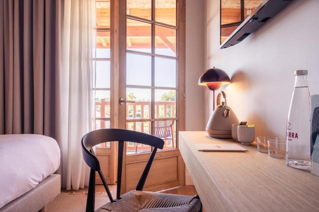 Hôtel INDARRA & SPA - Piscine, Arbonne