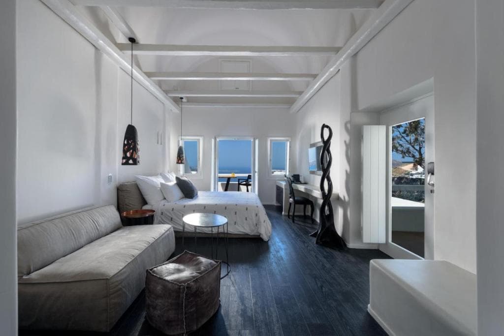 Cavo Tagoo Santorini