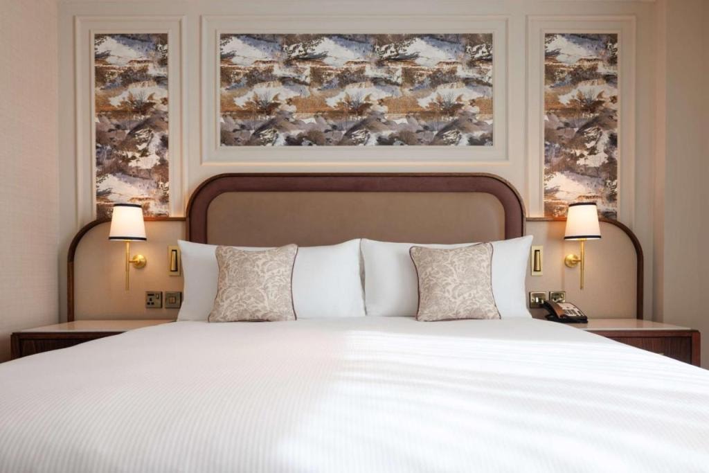 The Caledonian Edinburgh, Curio Collection by Hilton