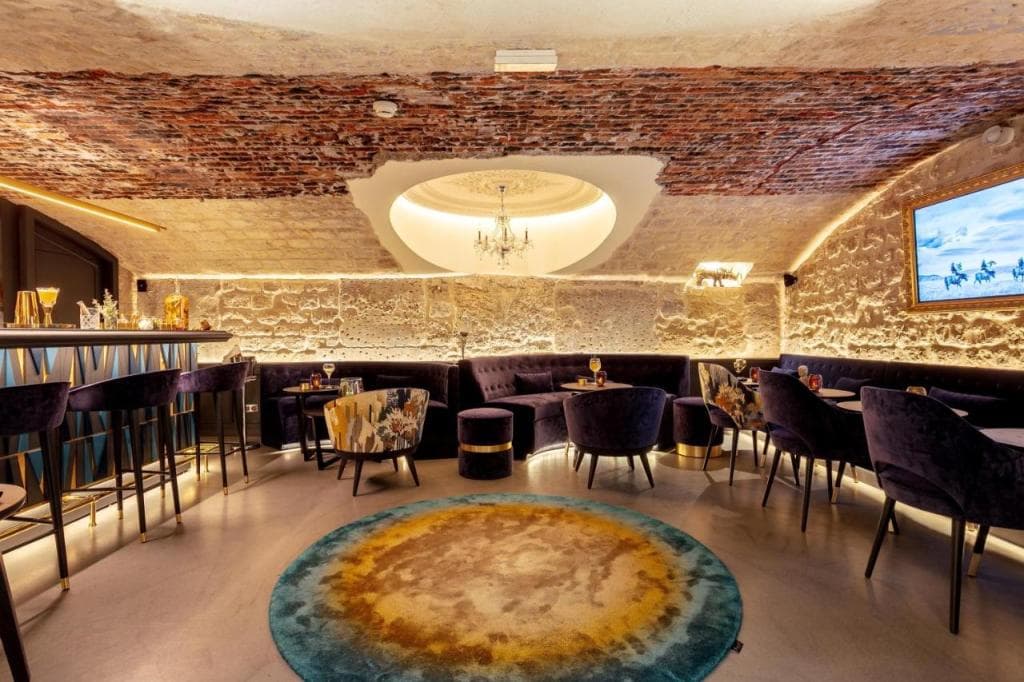 Roi de Sicile - Rivoli -- Luxury apartment hotel