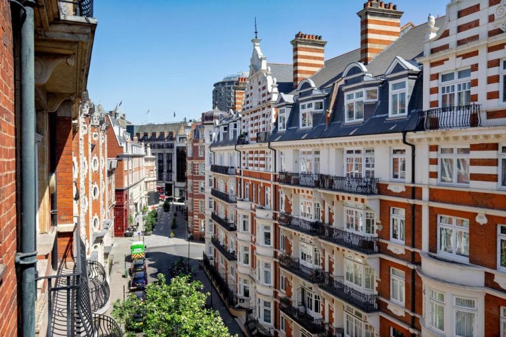 The Capital Hotel, Apartments & Townhouse - Small Luxury Hotels of The World