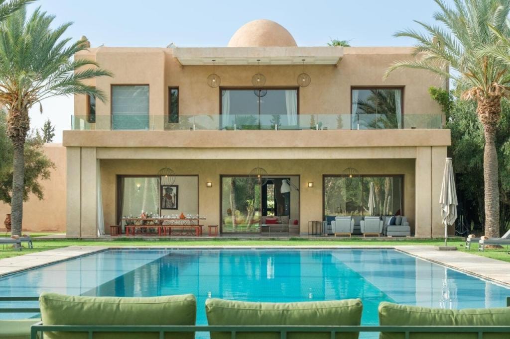 Adnaa - Modern Villa with 2 pools, sauna, hammam, tennis court & home cinema