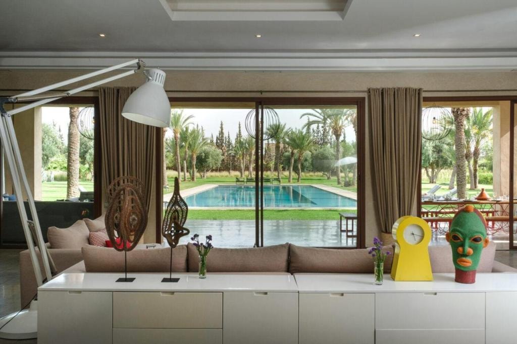 Adnaa - Modern Villa with 2 pools, sauna, hammam, tennis court & home cinema