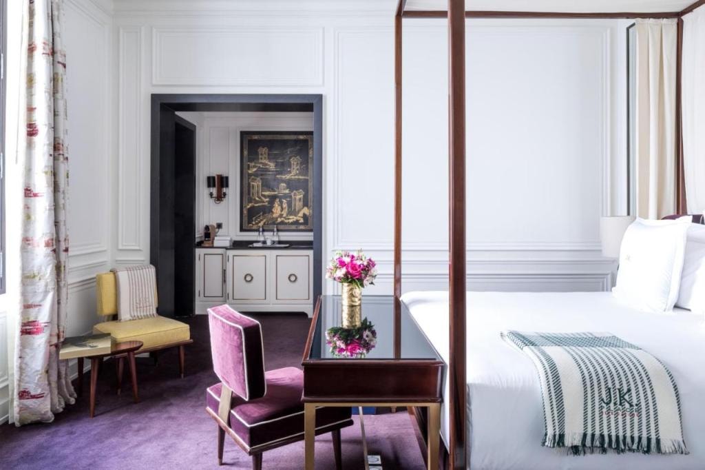 J.K. Place Paris