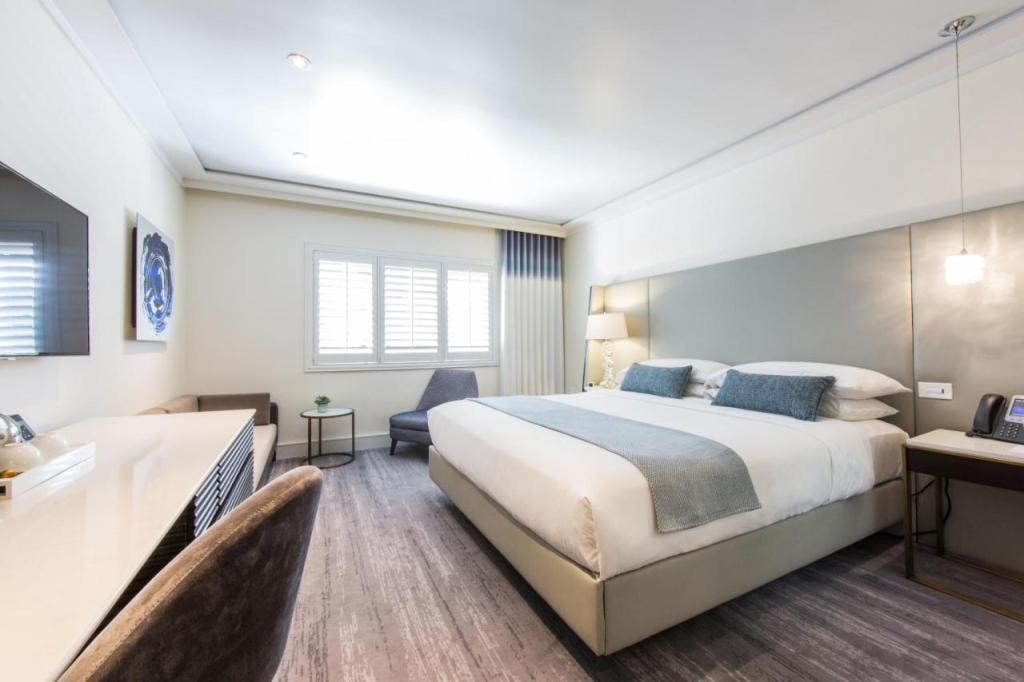 Mosaic Hotel Beverly Hills