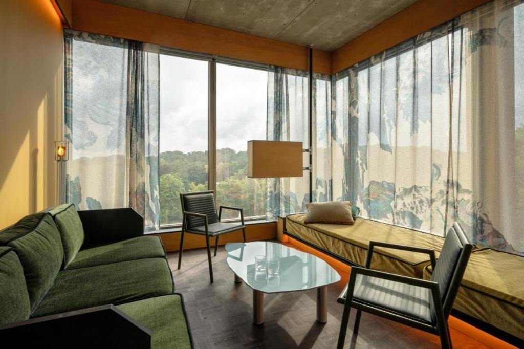 Mix Brussels --Gym & Wellness for adults only--