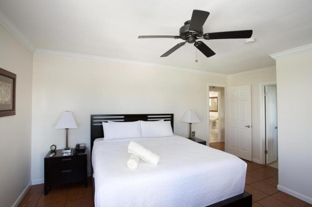 The Grand Resort and Spa & Worthington All Male, Fort Lauderdale, Fort Lauderdale Beach