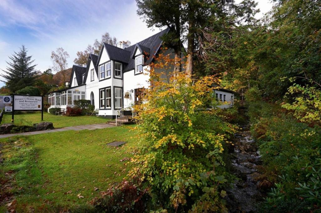 Stage House Bed & Breakfast