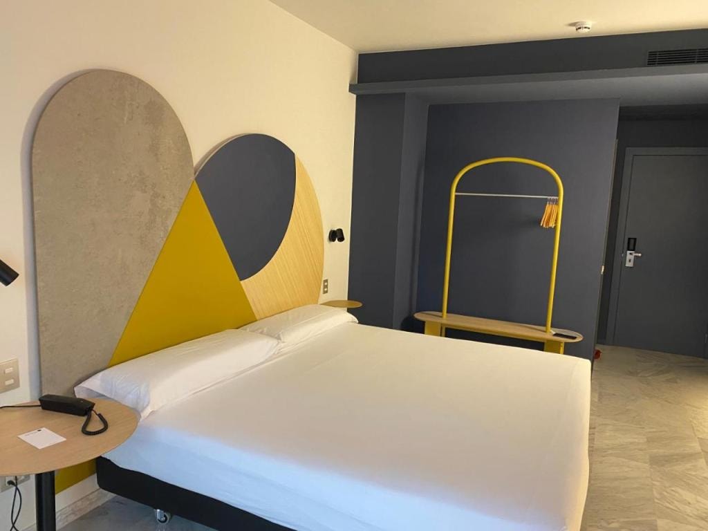 Hotel Onix Fira