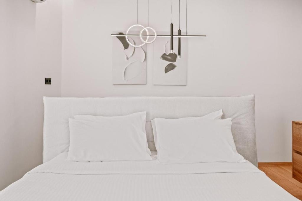 Plānis Str Urban Suites by Semavί
