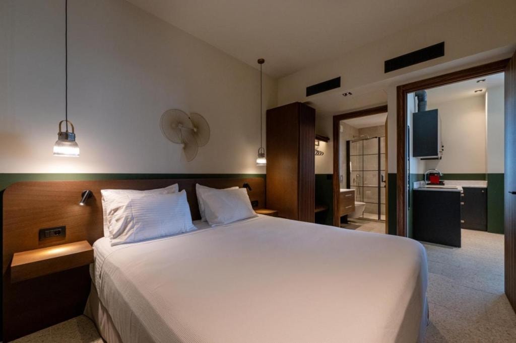 Evripidou 7 - Kalamata Mediterranean Suites