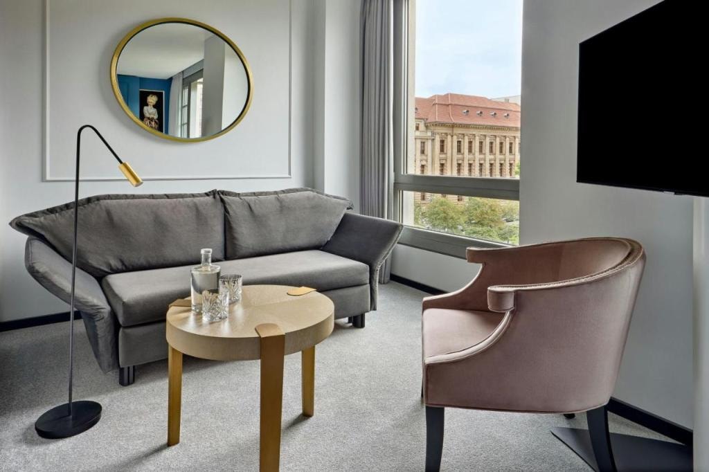 Hotel Luc, Autograph Collection