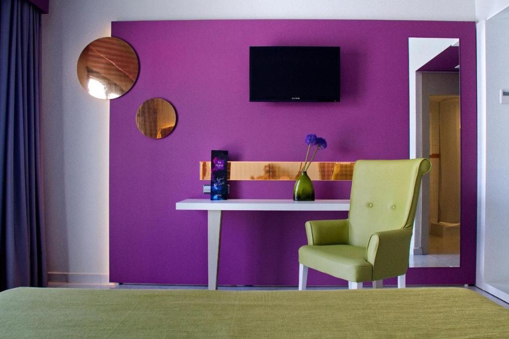 The Purple Hotel - Adults Only