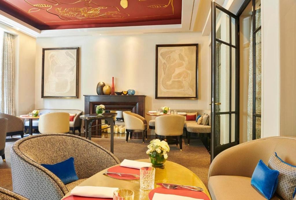 Le Burgundy Paris