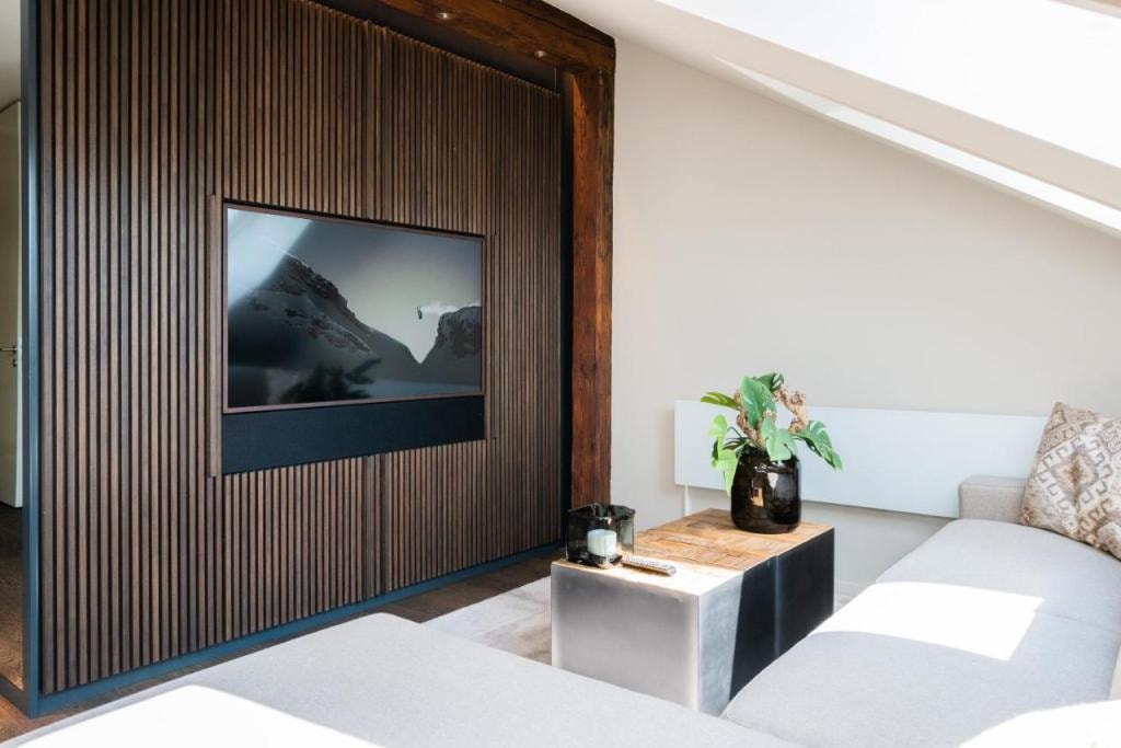 Le Bijou LQ80 Penthouse with Terrace