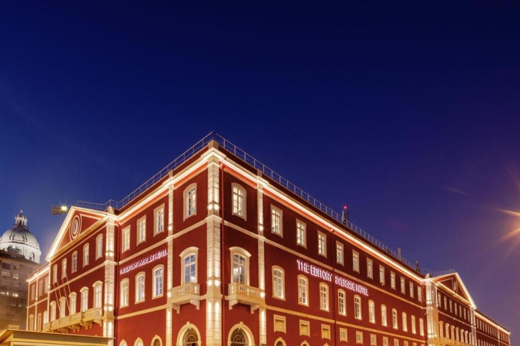 The Editory Riverside Hotel, an Historic Hotel