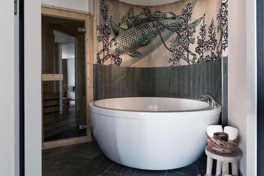 Haven Hotel Rotterdam, Curio Collection by Hilton