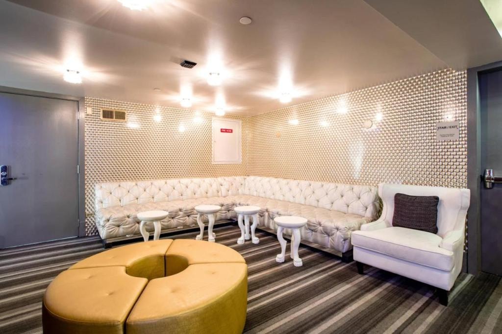 THE MIDLAND HOTEL, Chicago, a Tribute Portfolio Hotel