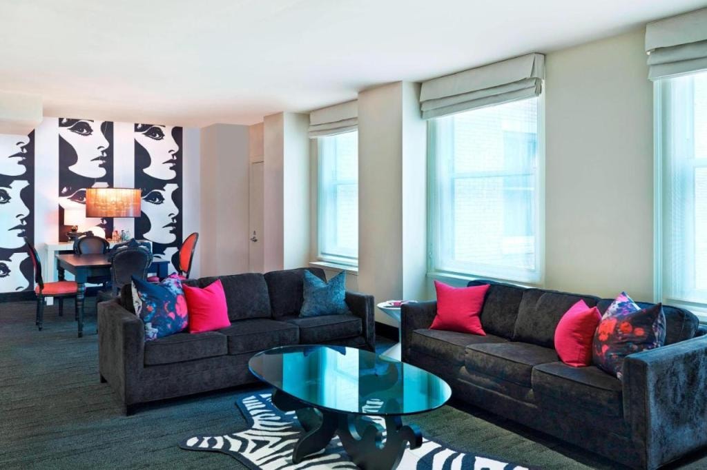 THE MIDLAND HOTEL, Chicago, a Tribute Portfolio Hotel