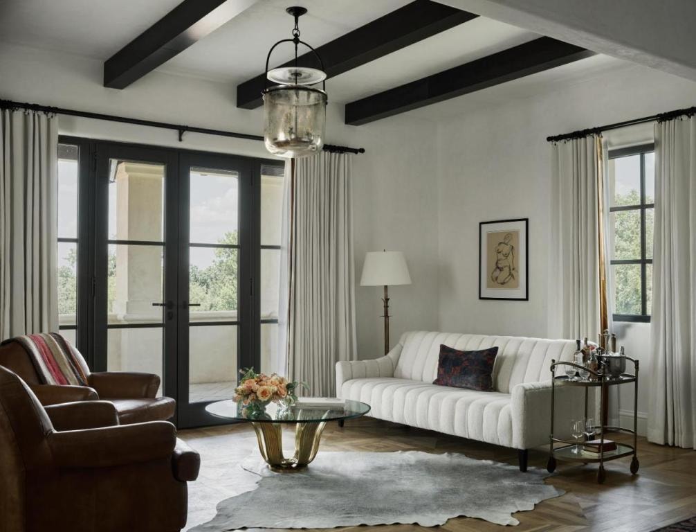 Commodore Perry Estate, Auberge Resorts Collection