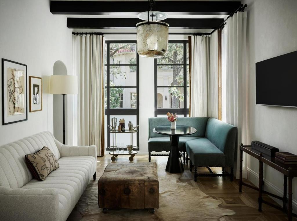 Commodore Perry Estate, Auberge Resorts Collection
