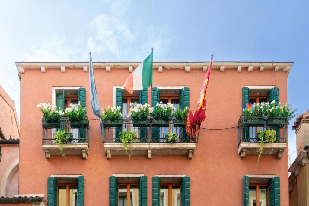 Palazzo San Luca