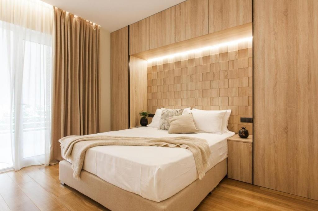 5BD 2 Level Beachfront Luxury Apt by the Olon
