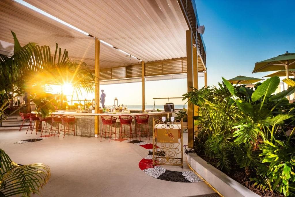 Almar Resort Luxury LGBT Experience by Mantamar Beach Club, Puerto Vallarta, Romantic Zone