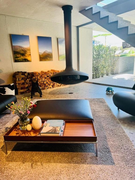 Le Pavillon M, Piscine et Spa au pied du château, Petit-Déjeuner inclus, Parking privé, Grignan