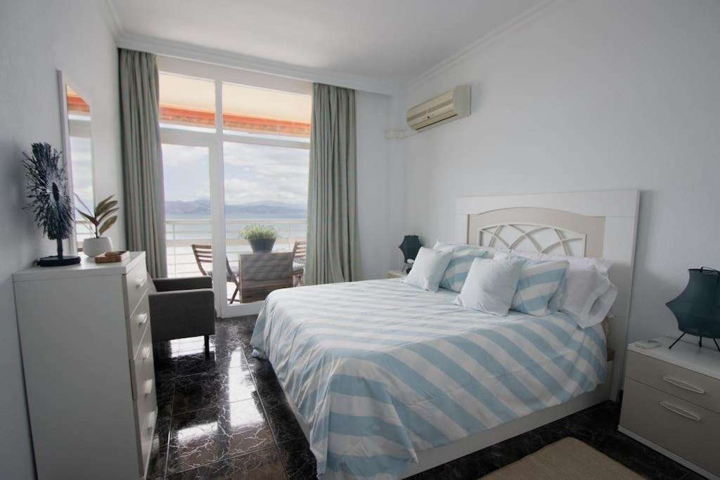 Love Rent4 Málaga La Torre de la Roca
