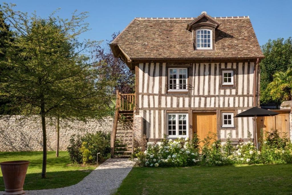 Saint-Delis Hôtel & Spa - La Maison du Peintre - Relais & Châteaux
