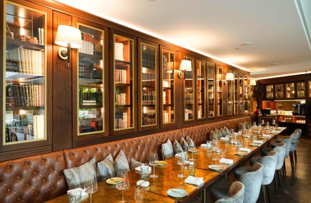 Wine & Books Lisboa Hotel