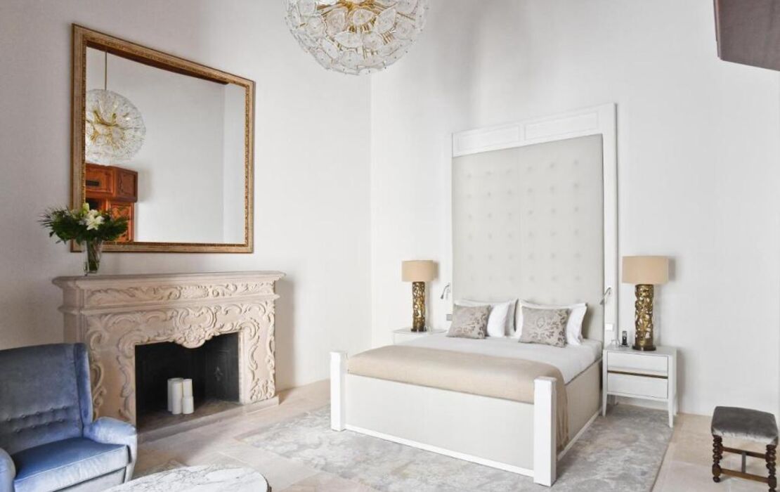 Palacio Can Marqués by Puro