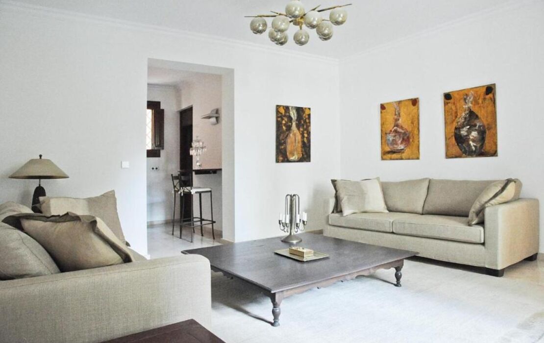 Palacio Can Marqués by Puro