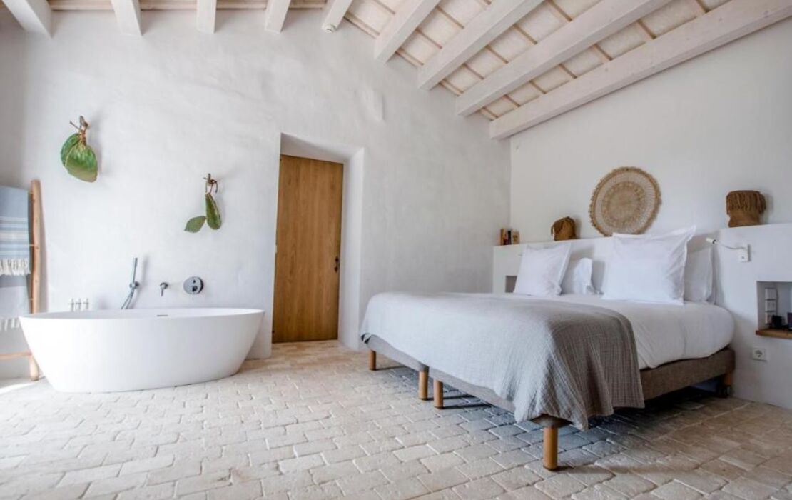 Torre Vella - Fontenille Collection