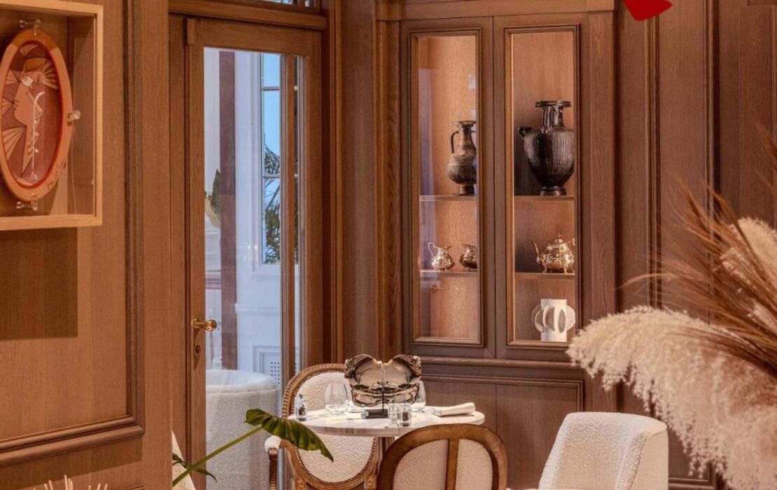 The Dolli at Acropolis, A Hotel to Live