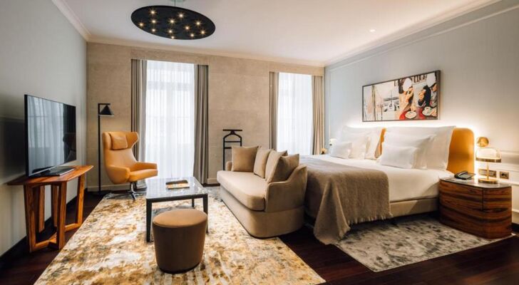 MYTHIC SANA Downtown Suites