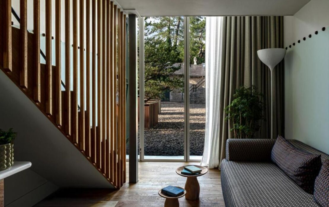 Cowley Manor Experimental