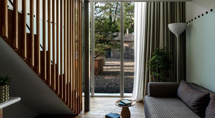 Cowley Manor Experimental