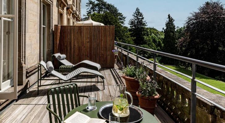 Cowley Manor Experimental