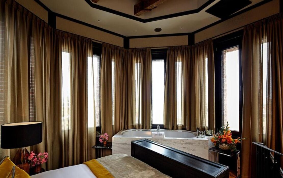 Hotel TwentySeven - Small Luxury Hotels of the World