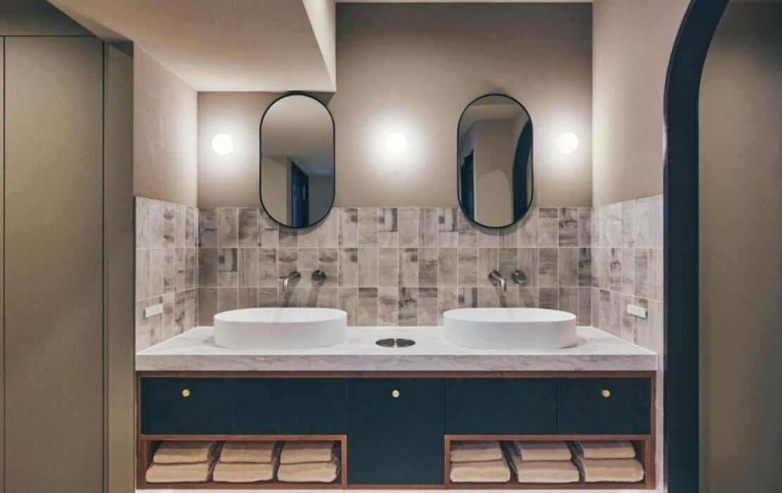 illi Rug Hamamatsucho