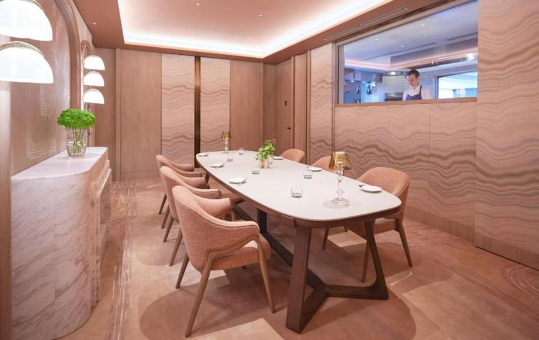 Four Seasons Hotel Tokyo at Marunouchi