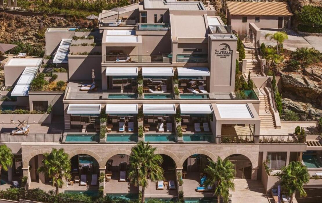 Castello Infinity Suites - Adults Only